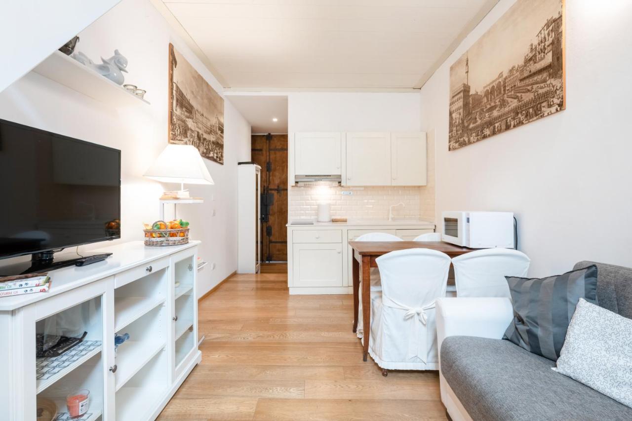 Lovely Studio In The Heart Of The Historic Center Florens Exteriör bild